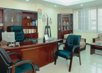 Chọn hướng kê bàn làm việc cho người Tây tứ mệnh trong năm 2018